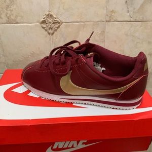 Nike wmns Classic Cortez Leather